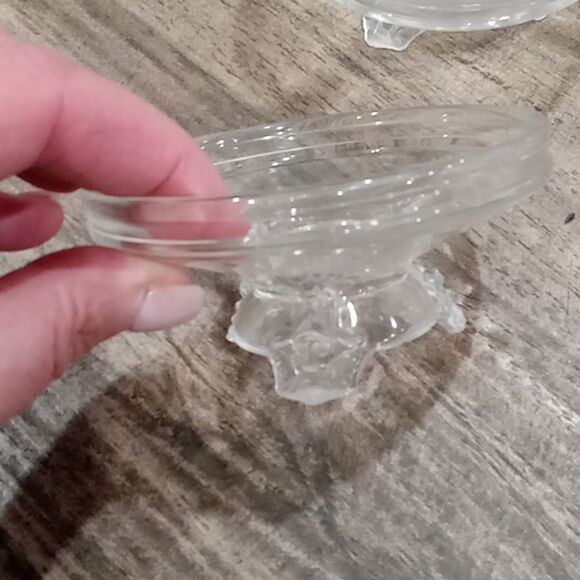 Set of 4 Hobbs Brockunier 1876 viking/Bearded Man pattern 4" x 2" bowls - Picture 2 of 3